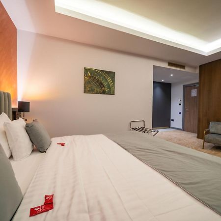 Atlas Hotel تيميشورا المظهر الخارجي الصورة