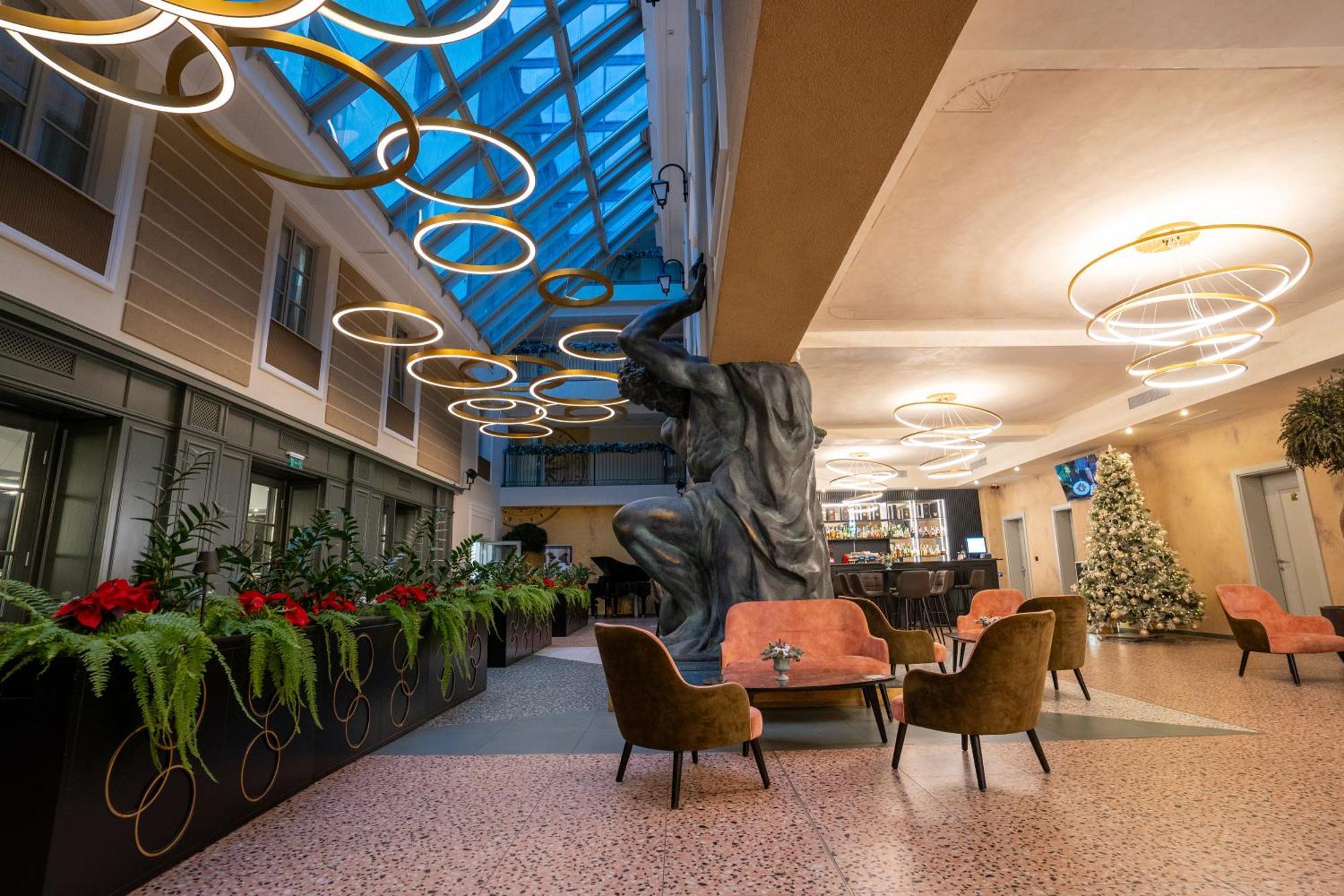Atlas Hotel تيميشورا المظهر الخارجي الصورة
