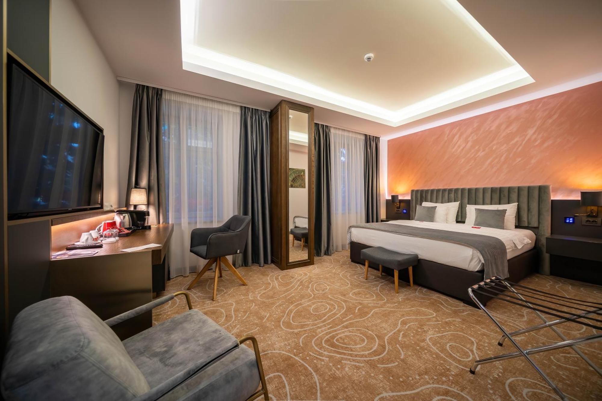 Atlas Hotel تيميشورا المظهر الخارجي الصورة