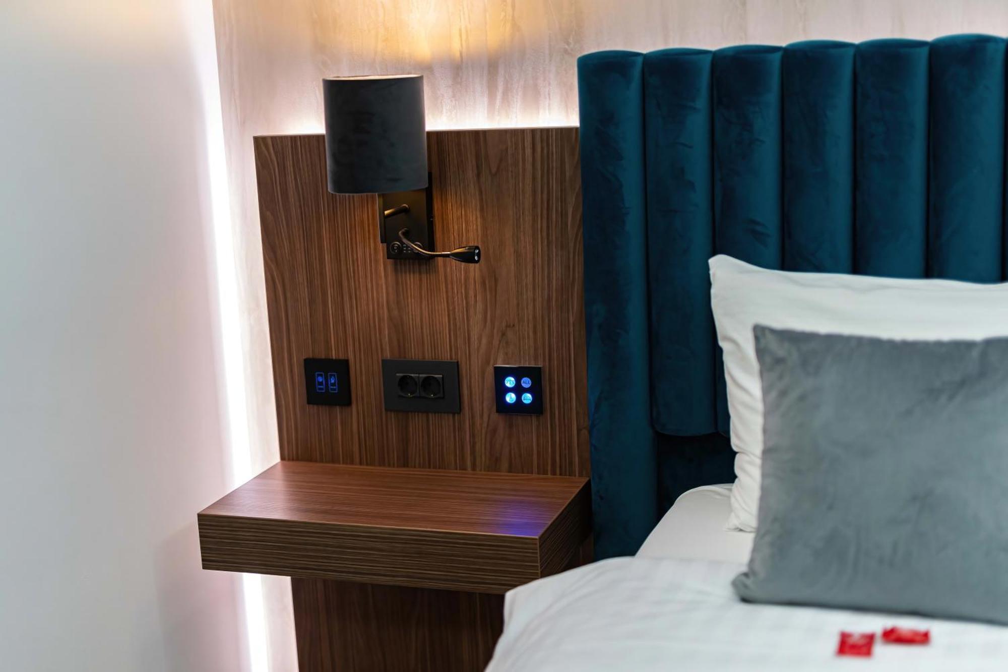 Atlas Hotel تيميشورا المظهر الخارجي الصورة